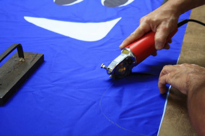 CLOSE UP OF CUTTING WORK